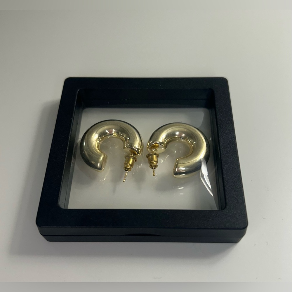 Brand new Plucar gold chunky hoop earrings.